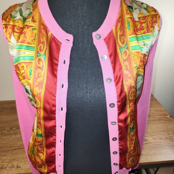 Dolce & Gabbana Printed Silk Panelled Cardigan. - Picture 9 of 15